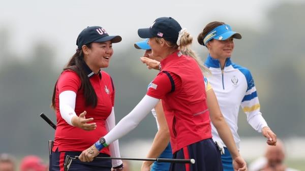 Nelly Korda and Allisen Corpuz celebrate their 3&2 victory