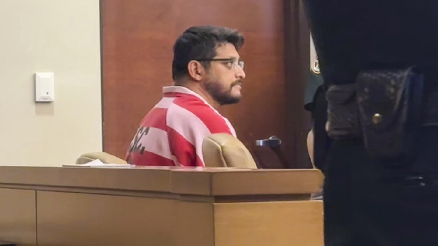 法官允许因枪杀黑人飞行员而被解雇的佛罗里达副警长保释