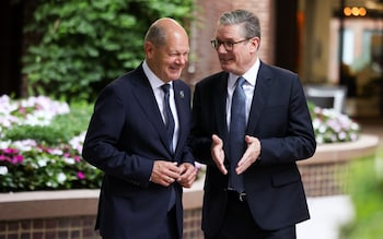 Keir Starmer speaks with Olaf Scholz in Washington DC