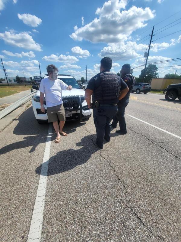 The incident reportedly started when Winston allegedly threw items at the victim's car after getting ho<em></em>nked at.