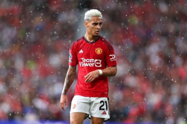 Manchester United winger Antony