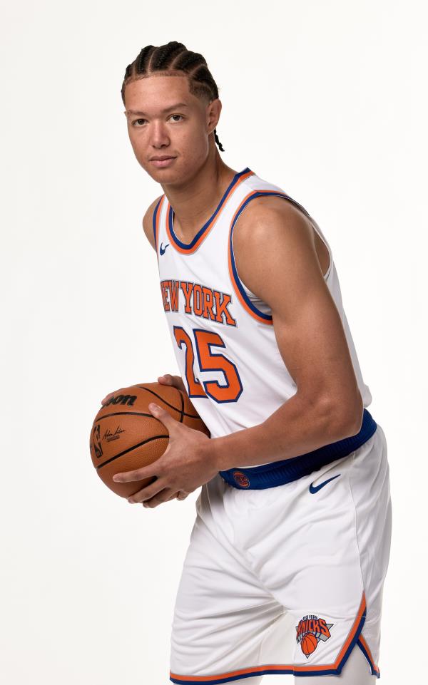 Isaiah Roby #25 of the New York Knicks 