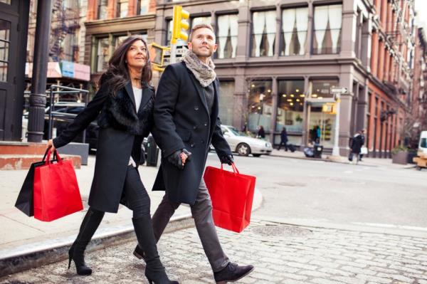 A CNBC survey found that 76% of US co<em></em>nsumers plan to cut back spending on non-essential items over the past six mo<em></em>nths as Americans at every income level say they feel squeezed by the US economy.