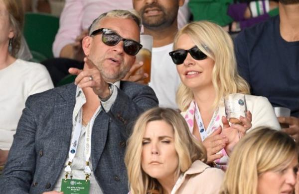 Daniel Baldwin and Holly Willoughby, 