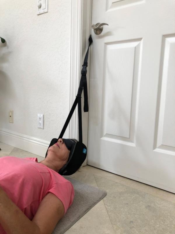 This 'hammock' is helping get rid of people's neck pain in 10 minutes
