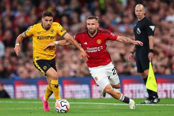 Manchester United left-back Luke Shaw