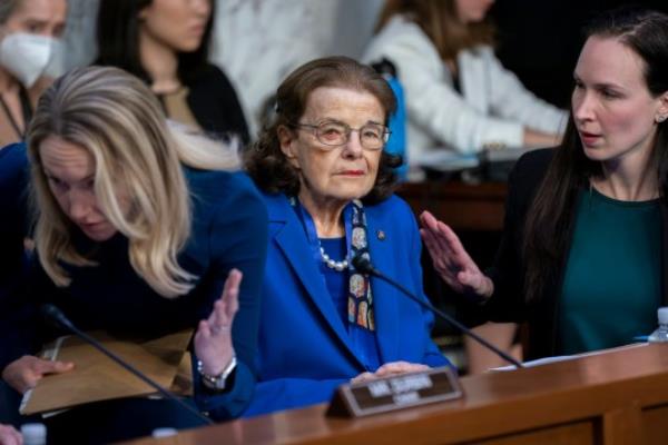 Senator Dianne Feinstein returned to the Senate in May after being hospitalized for the shingles 