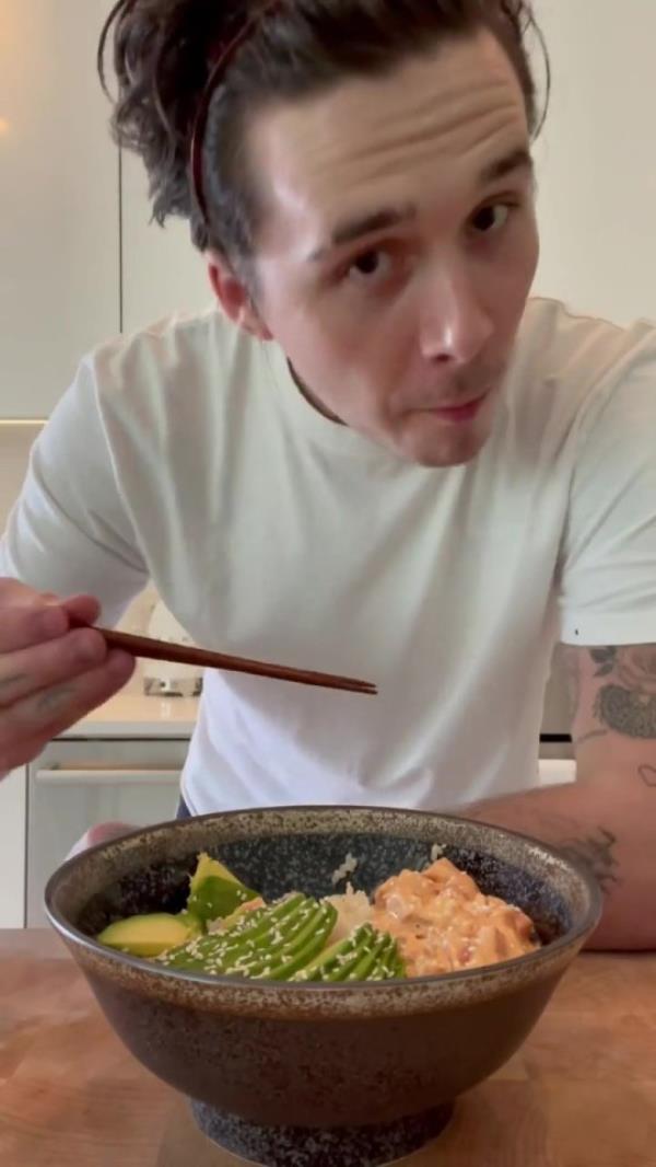 Brooklyn Beckham cooking video posted to his instagram brooklynbeckham Poke bowl 