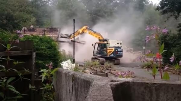 UNCLEARED GRABS: The Crooked House demolished