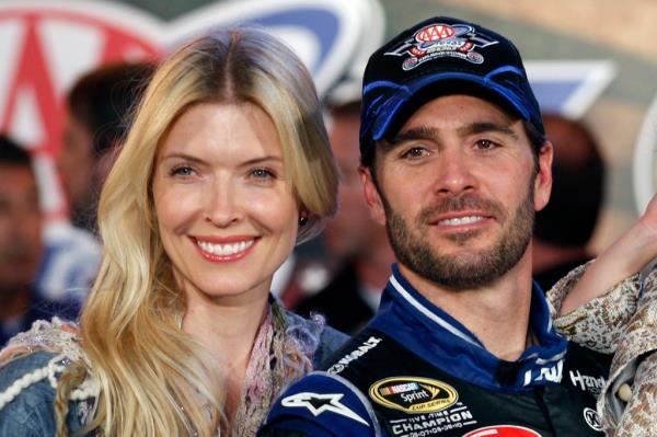  Jimmie Johnson poses with his wife Chandra Janway
