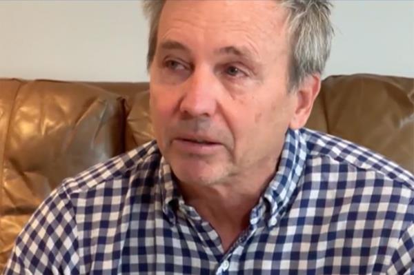 Weir Lundstedt stumbled upon his mothers letter while sorting through his parents' possessions after his father died last month.