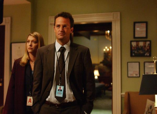 Matthew Perry in The West Wing - 2003 Warner Bros TV USA Television Tv Classics