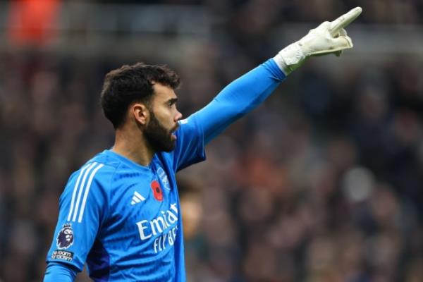 Arsenal goalkeeper David Raya