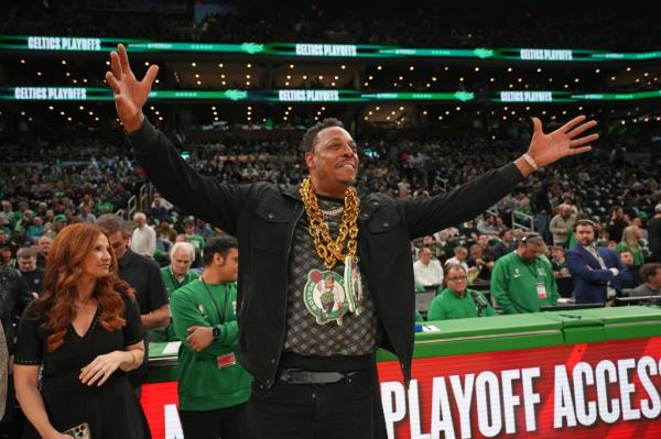 Paul Pierce played for the Boston Celtics from 1998 to 2013. 