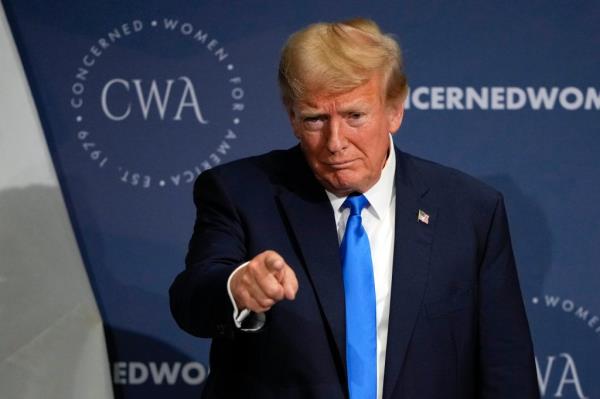 Do<em></em>nald Trump