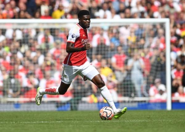LONDON, ENGLAND - AUGUST 12: Thomas Partey of Arsenal during the Premier League match between Arsenal FC and Nottingham Forest at Emirates Stadium on August 12, 2023 in London, England. (Photo by Stuart MacFarlane/Arsenal FC via Getty Images)