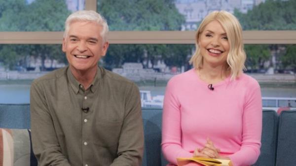 Phillip Schofield and Holly Willoughby 