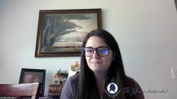 Bettinger is pictured speaking a<em></em>bout the incident in an interview.