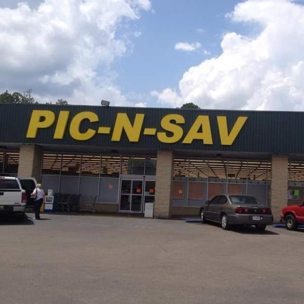 A grocery store in Alabama has agreed to pay $50,000 to settle a sexual harassment complaint.