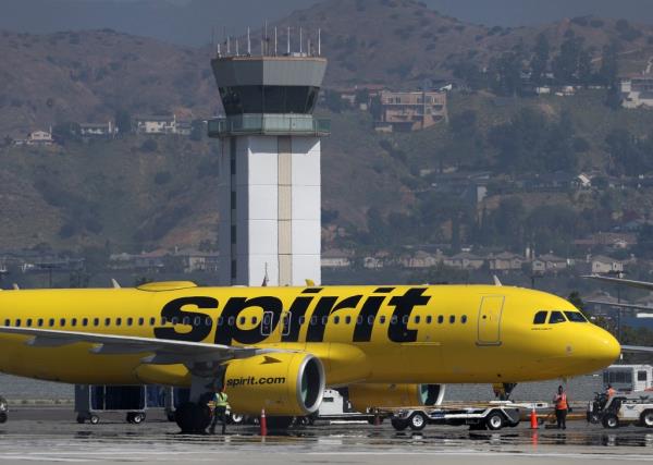 Hayes' retirement comes at JetBlue seeks to acquire Spirit Airlines for $3.8 billion -- a deal that spurred an antitrust lawsuit from the Justice Department last year.