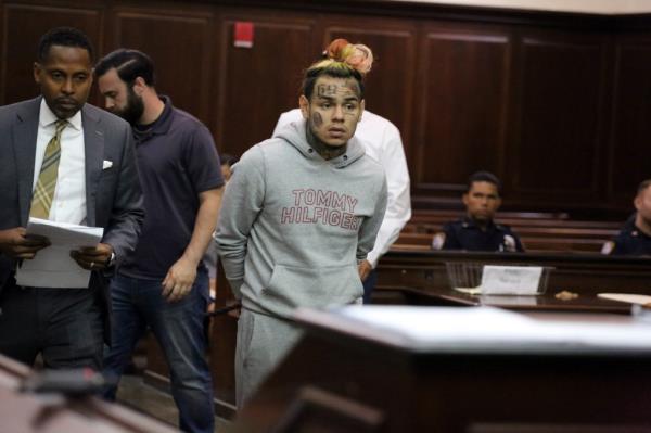 Daniel Hernandez, aka, Tekashi 69, aka 6ix9ine, appears at his arraignment in Manhattan Criminal Court in July 2018.