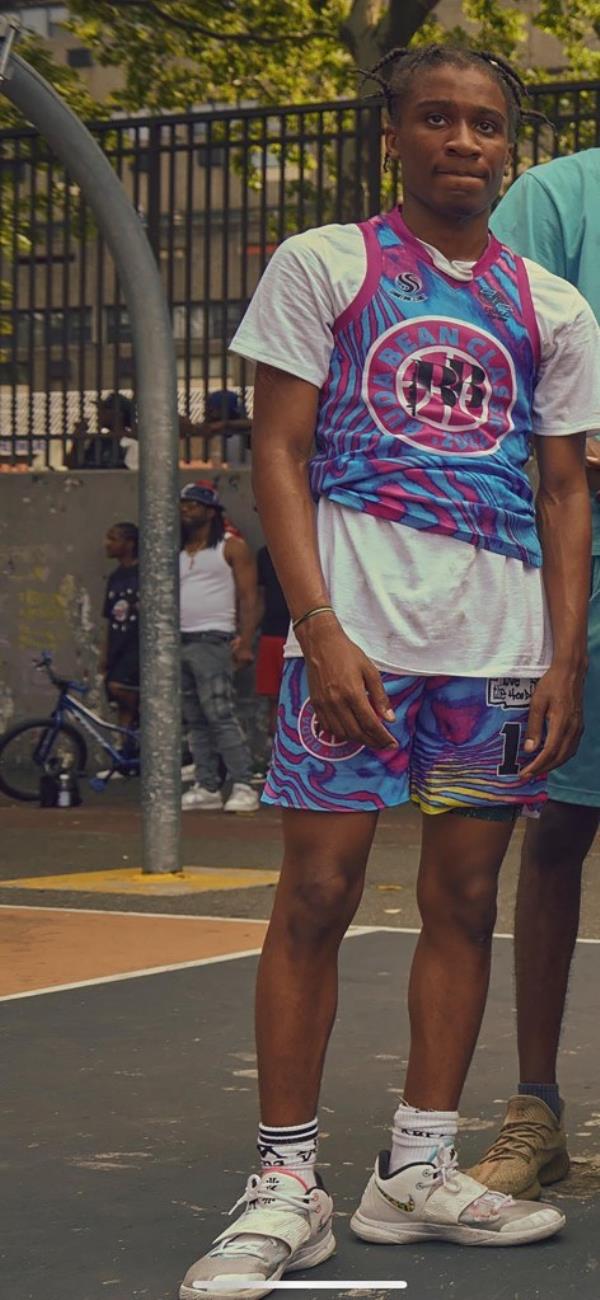 Copy photo of Mahki Brown 16