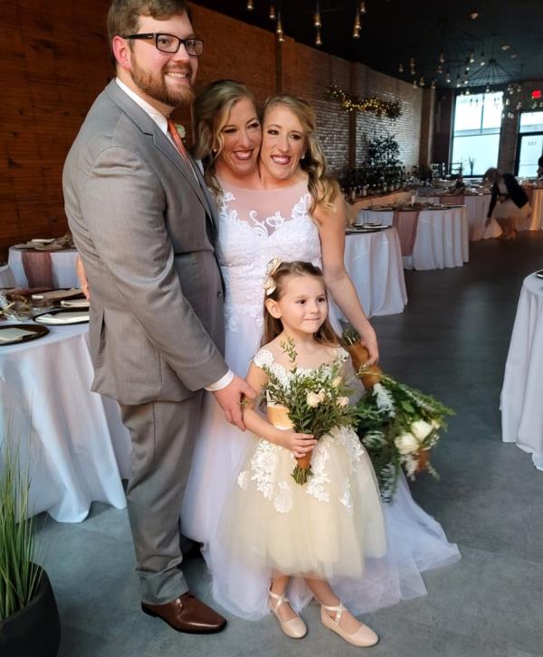 It is reported that Joshua and his new bride are very close with Isabella, who attended her father's unio<em></em>n and appears in many photos of the event. 