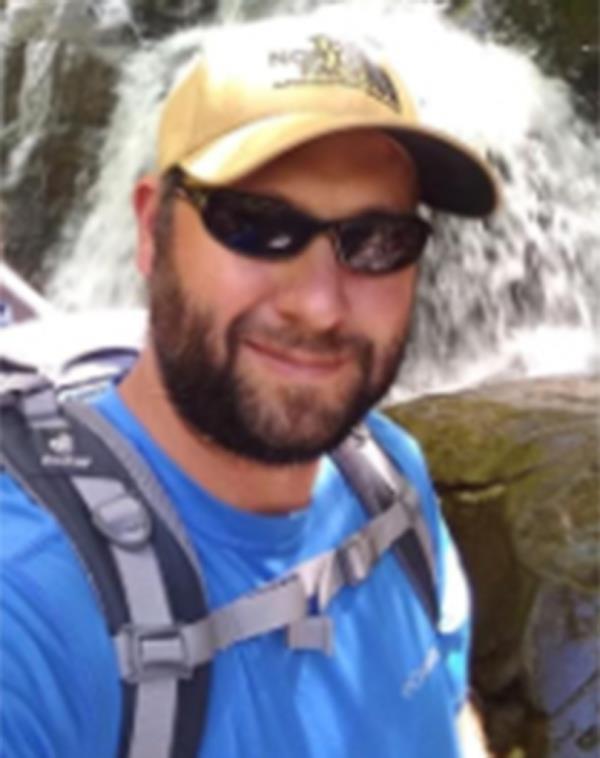 Estranged boyfriend Kevin Metzger died by suicide in 2021.