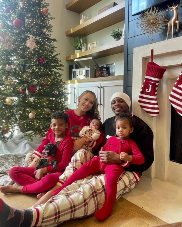 Jimmie Allen, Alexis Gale and their children.