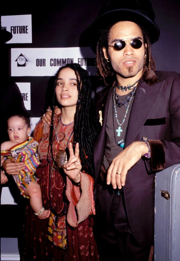 Lenny Kravitz and Lisa Bo<em></em>net with their baby daughter Zoe in 1989
