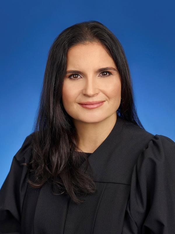 The two-page order from U.S. District Judge Aileen Cannon signals that sheas inclined to grant a request from Trumpas lawyers, who this week asked for the appointment of an independent special master to oversee the review the records taken from Mar-a-Lago and identify any that may be protected by executive privilege, and to ensure the return of any docu<em></em>ments outside the scope of the search warrant.