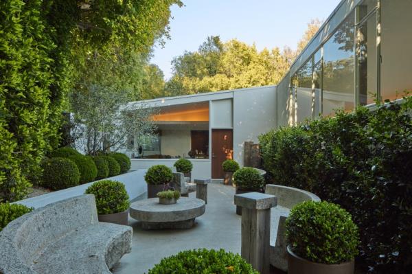 ryan murphy richard neutra