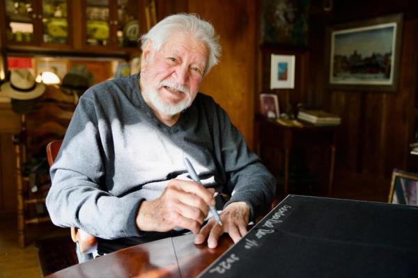 The artist and veteran arrived in Provincetown in 1946, wher<em></em>e he met Jeanne “Frenchie” Schnell who built a remote dune shack along the Cape Cod Natio<em></em>nal Seashore as Del Deo helped maintain the abode.