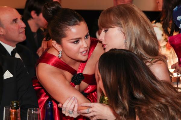 Selena reveals what she and TSwift were talking a<em></em>bout at Golden Globes