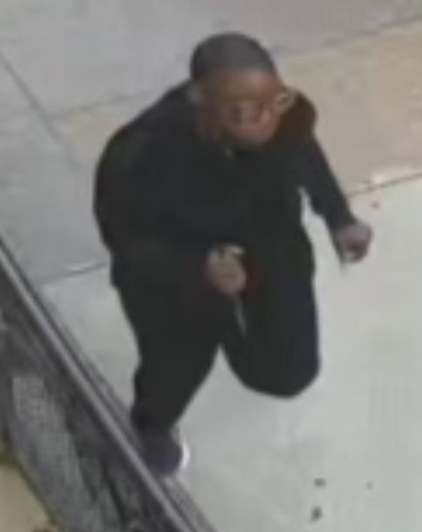 Surveillance footage allegedly showing Takeira Hester, 28