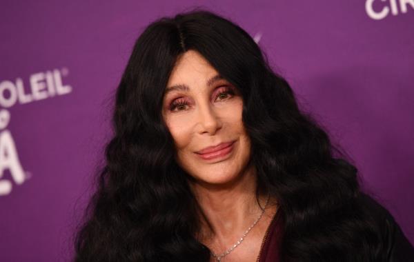 Sharon Stone, Cher and Barbra Streisand have said they'd leave the U.S. if Do<em></em>nald Trump was re-elected. 