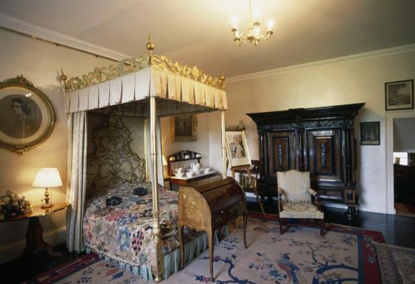 Queen Mother's (Elizabeth Bowes-Lyon) chamber, Glamis castle, Angus, Scotland, United Kingdom, 12th-19th century.