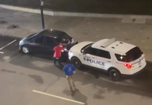 Two Good Samaritans raced over to help. 