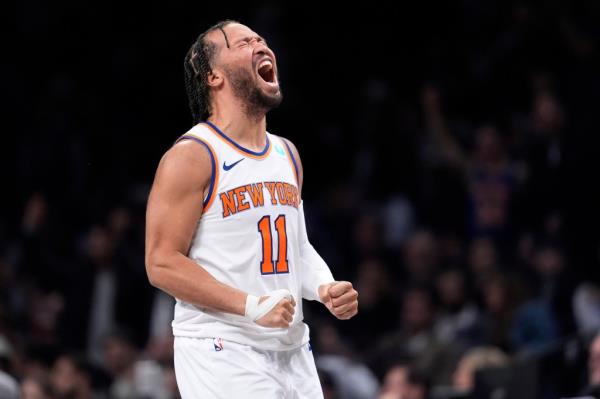 Jalen Brunson reacts during Tuesday's win over the Nets.