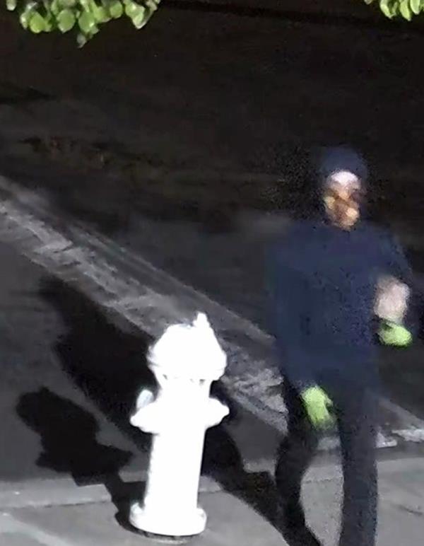 Attempted Molotov cocktail assault of the Planned Parenthood in Costa Mesa in 2022