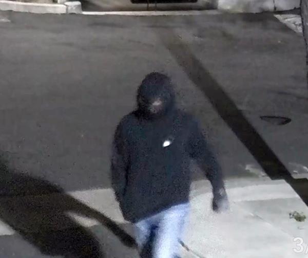 Attempted Molotov cocktail assault of the Planned Parenthood in Costa Mesa in 2022