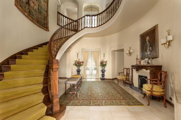 gucci compound rome for sale