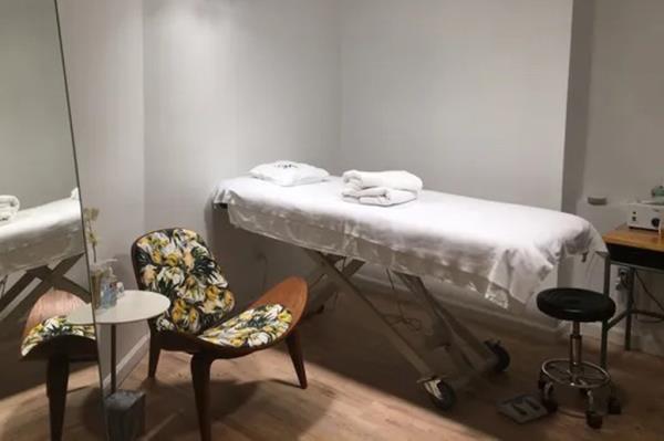 an mpm salon treatment room