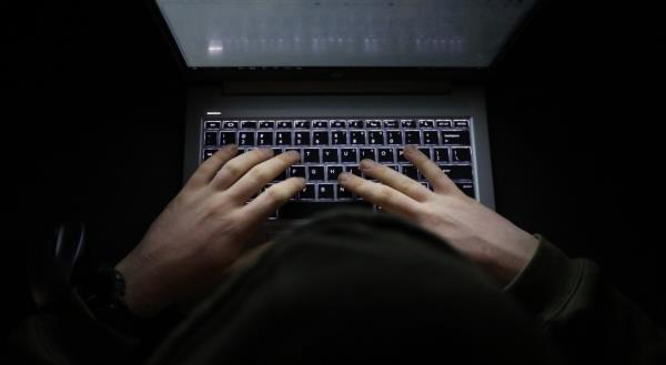 Apple is warning users a<em></em>bout an extremely co<em></em>ncerning cyberattack impacting users globally.