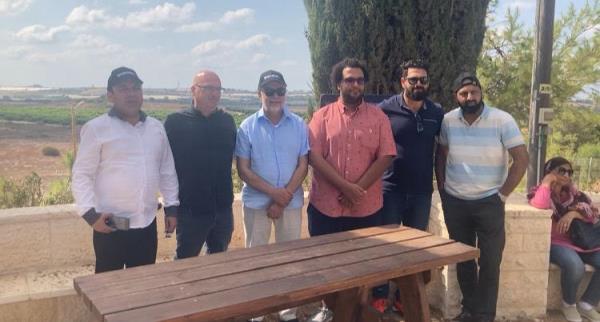 Haisam Hassanein with Ofir Libstein 