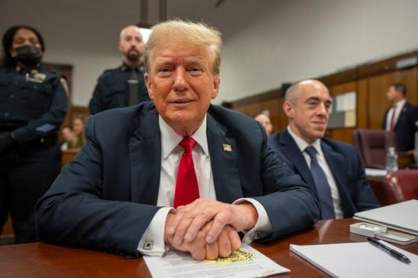 Do<em></em>nald Trump in court