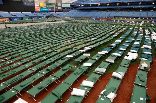 10,000-person ba<em></em>se camp was set up at the stadium to 