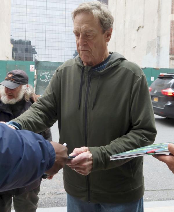 John Goodman was spotted on Wendsday looking extremely fit as the 