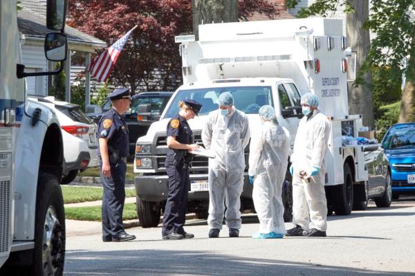 Forensic investigators went to Heuermann's home in search of evidence.