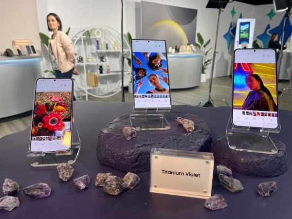 The new line-up of Samsung Galaxy S24 pho<em></em>nes on display.